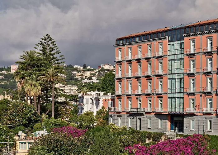 De Bonart Naples, Curio Collection By Hilton