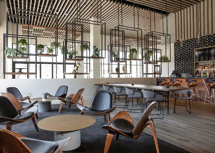 The Glenmark, Glendale, A Tribute Portfolio Hotel