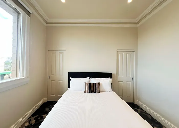 3 star hotel: Tempe Hotel Sydney