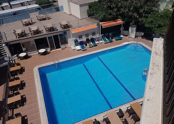 Resort: Malhun Hotel