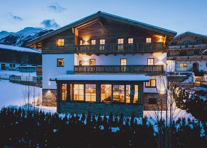  Serviced Luxury Evi, Ski-In Ski-Out