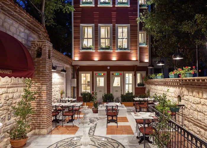 Resort: Hotel Turkish House