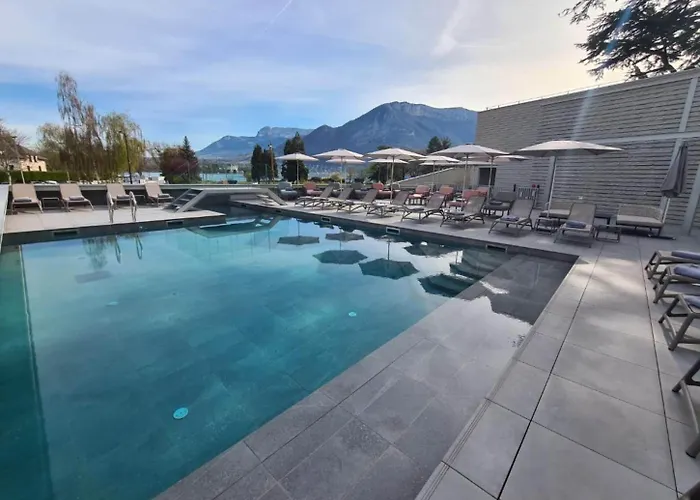 Airport Hotel: Le Pelican