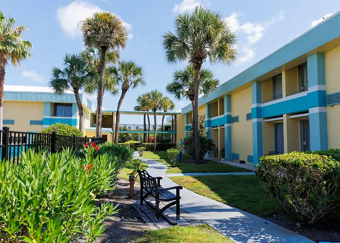 Garnet Inn & Suites, Orlando