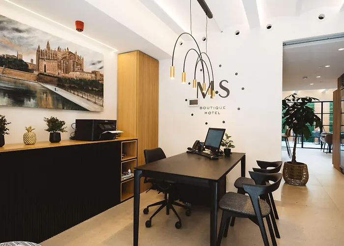 Hotel familiar: Boutique Hotel Petit Montisión