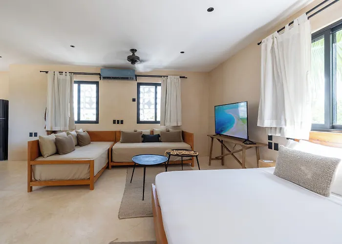 Cucu Hotel El Cuyo