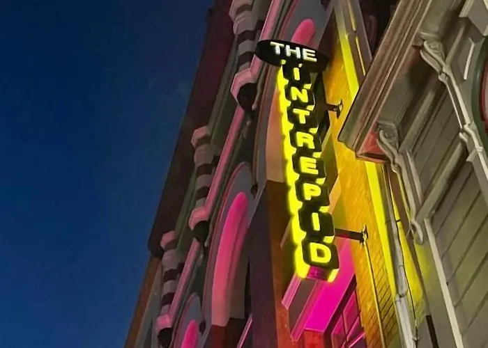 Hotel de 4 estrellas: The Intrepid Hotel