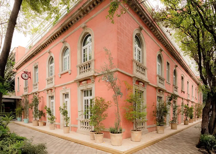 5 star hotel: Casona Roma Norte