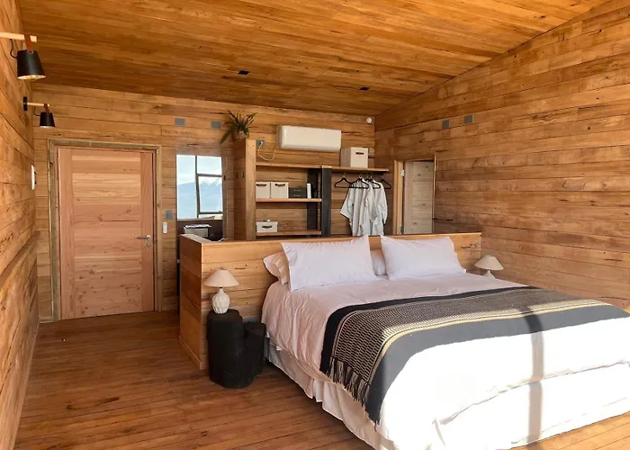 Ampe Lodge