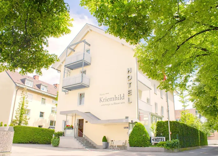 Central hotel: Hotel Kriemhild Am Hirschgarten