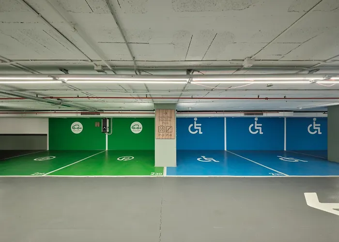 Hotel with view: Catalonia Barcelona Plaza