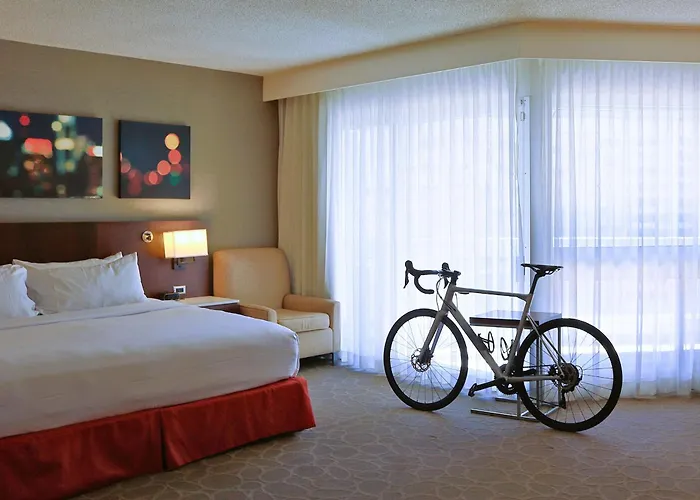 Romantic hotel: Delta Hotels By Marriott Montreal