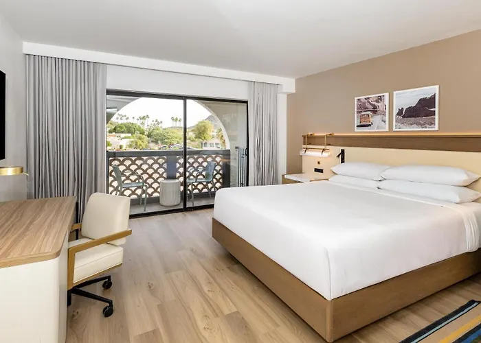 Waterpark hotel: Hilton Phoenix Resort At The Peak