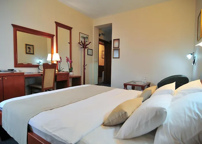 Hotel with view: Hotel Montenegrino