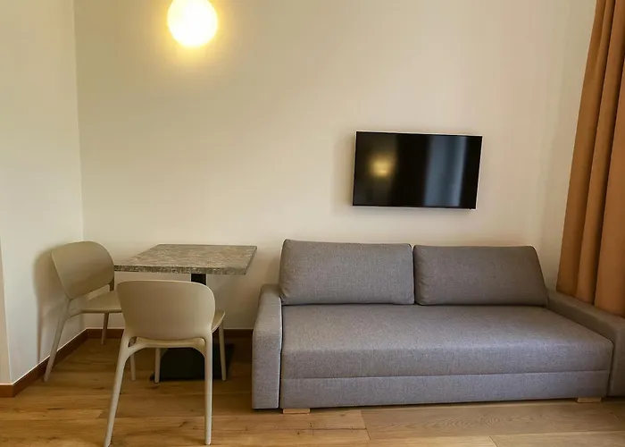 Jacuzzi hotel: Design Merrion Residence