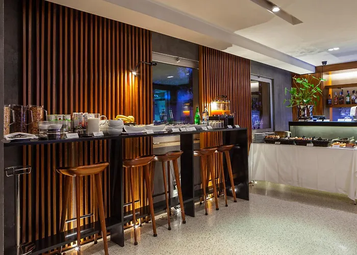 Auto-atendimento: Altis Prime Hotel