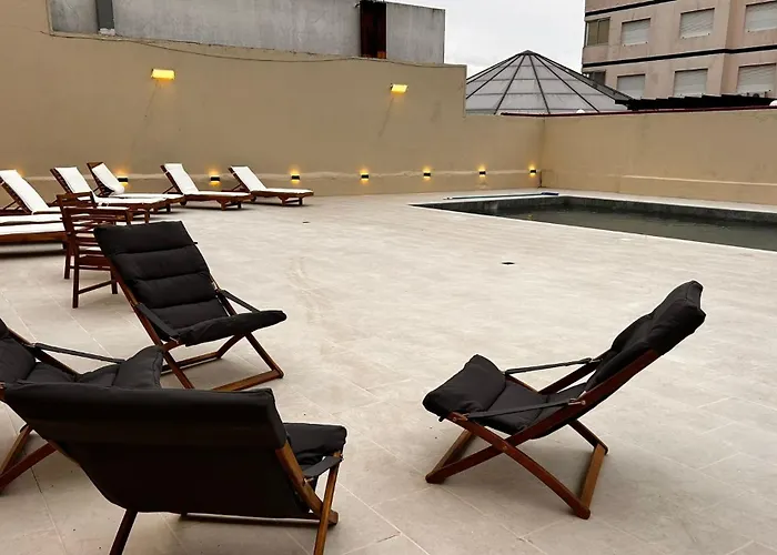 Hotel com piscina: Hotel Florinda