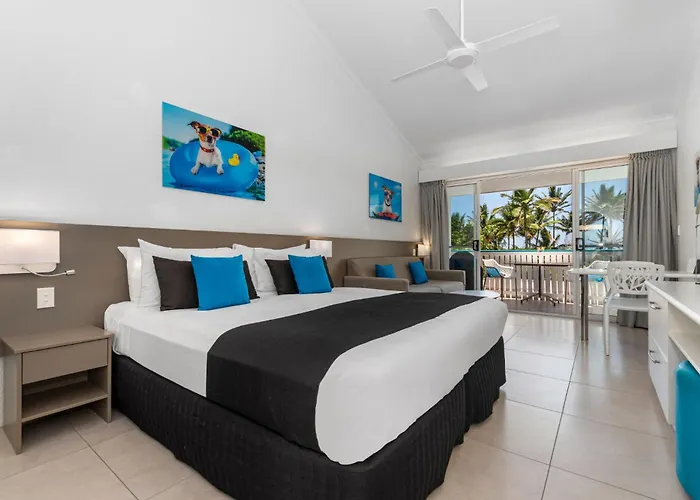Sea Port Douglas