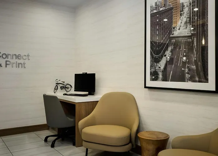 Fairfield Inn & Suites By Marriott Downtown