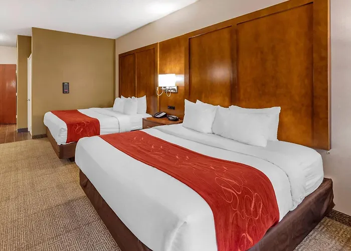 Comfort Suites Near Six Flags Magic Mountain
