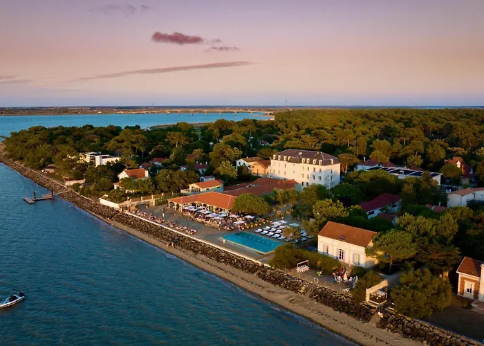 Hôtel accueillant les animaux: Hotel de la Plage - Reouverture apres renovations