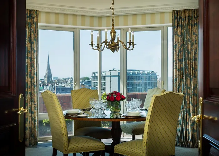 5 star hotel: Cheval Thorney Court At Hyde Park