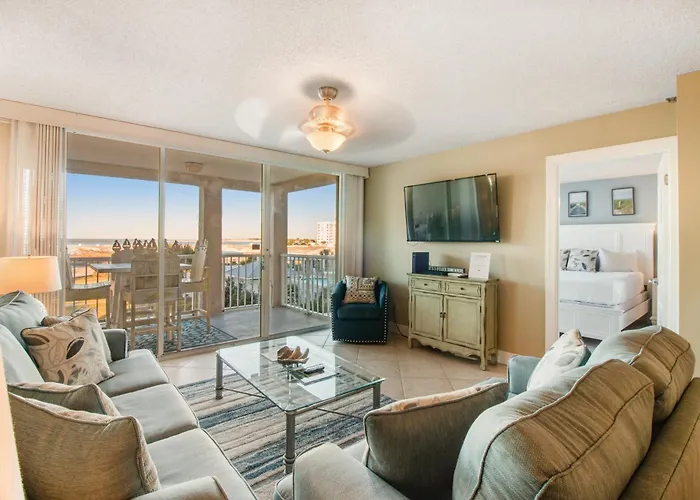 Vacation rental: Magnolia House At Destin Pointe 203