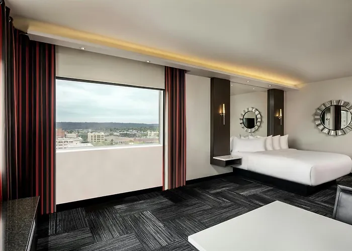 The Davenport Grand, Autograph Collection