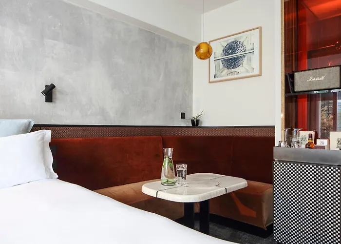 Gästehaus: Hotel Les Bains Paris