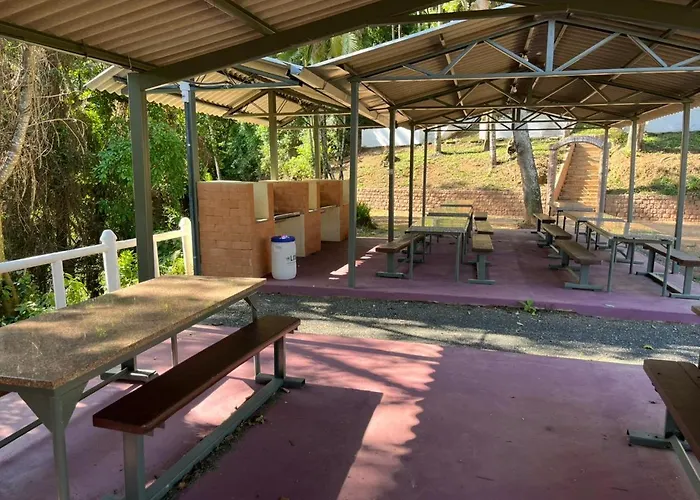 Hotel com parque aquático: Camping Quedasdagua