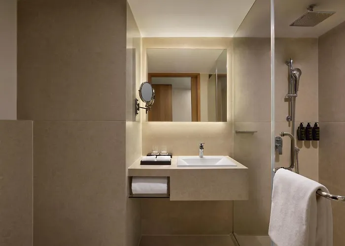 Hotel with pool: The Fern Mumbai, Goregaon, Series By Marriott