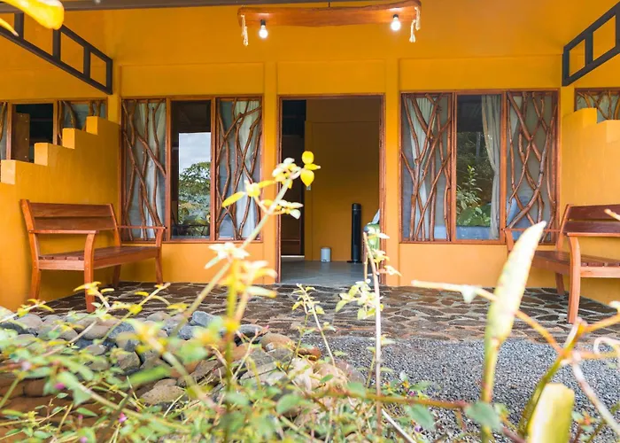 La Tigra Rainforest