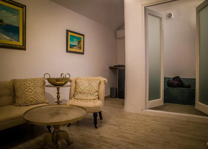 Villa: Summer Lovers Villa