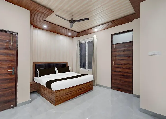 Hotel O The Gomti Glitz