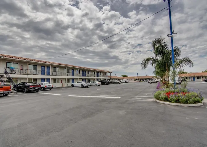 6 Manteca Ca