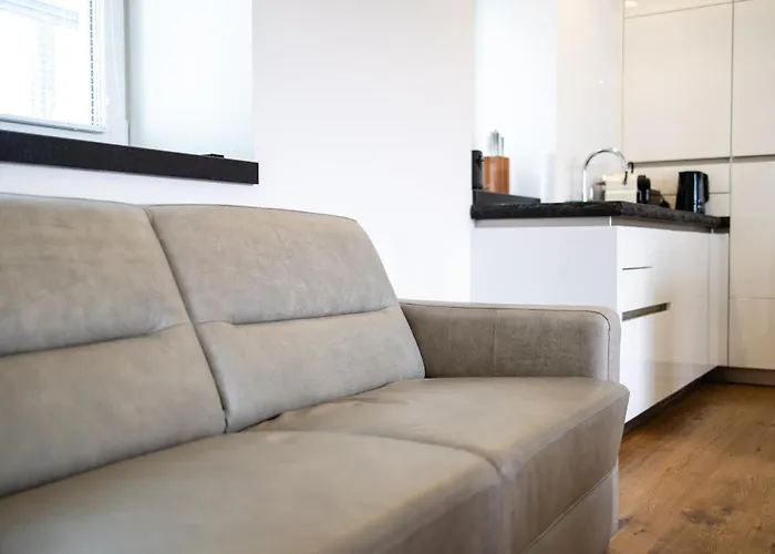 Ferienvermietung: Nadland Apartment Wehlistrasse