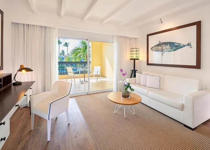 Hotel dichtbij College: Ocean Blue & Sand Beach Resort