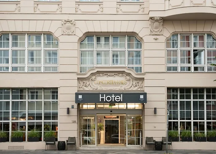  Leonardo Boutique Dusseldorf