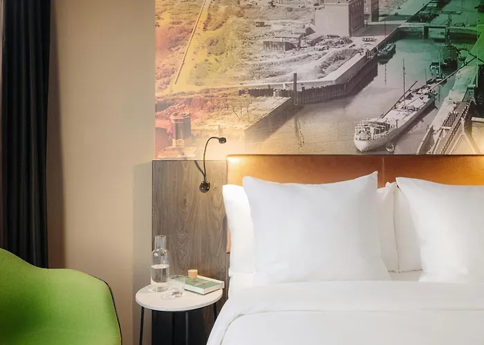 Leonardo Hotel Rotterdam Savoy