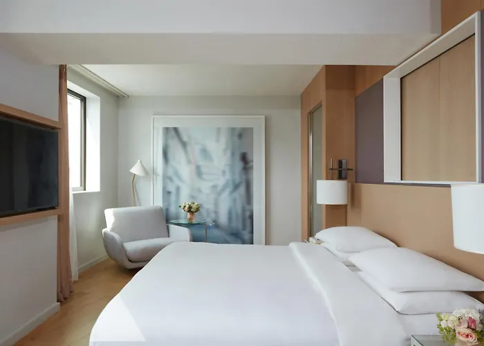 Romantic hotel: Hyatt Regency Paris Etoile