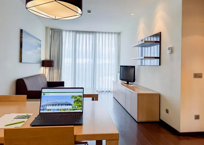 Sercotel Jardines de Uleta Suites
