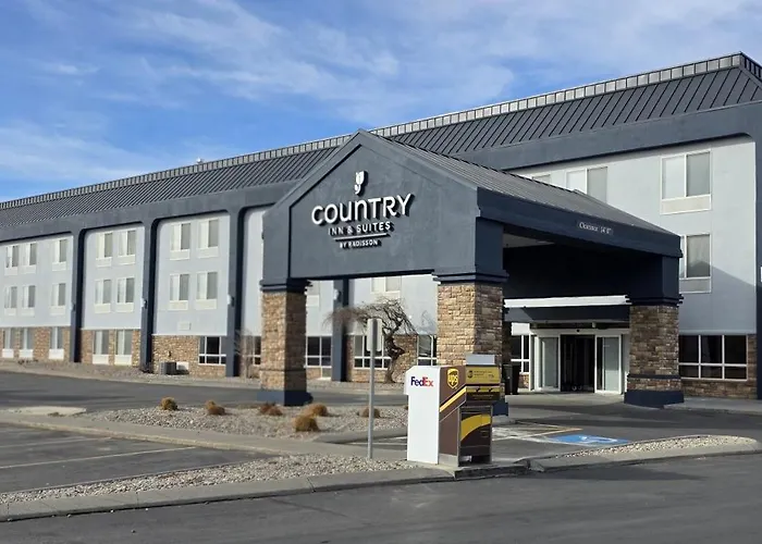 Country Inn & Suites By Radisson, At The Mall