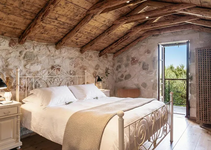 Paliokaliva Apartments And Villas