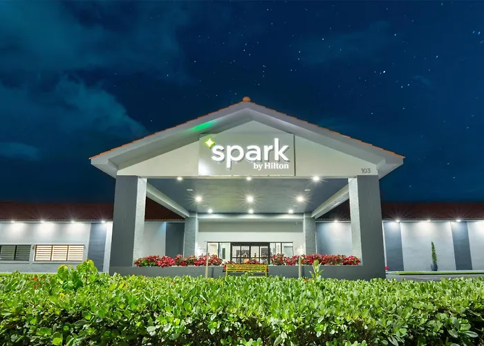 Cheap hotel: Spark By Hilton Ponce