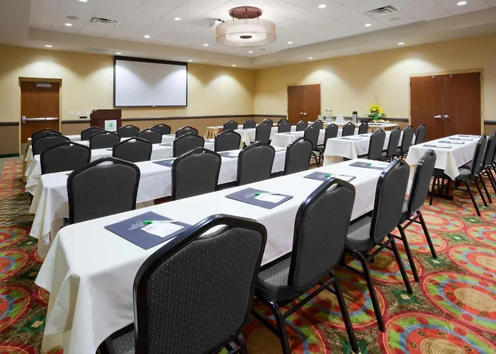 Resort: Holiday Inn Eau Claire South I-94 By Ihg