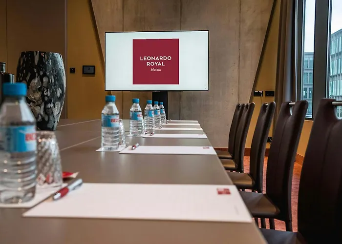 Hotel con piscina: Leonardo Royal Hotel Barcelona Fira