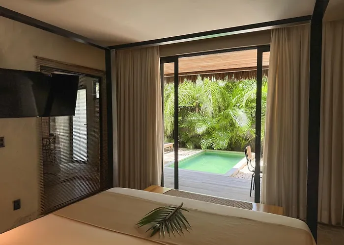 Makena Hotel