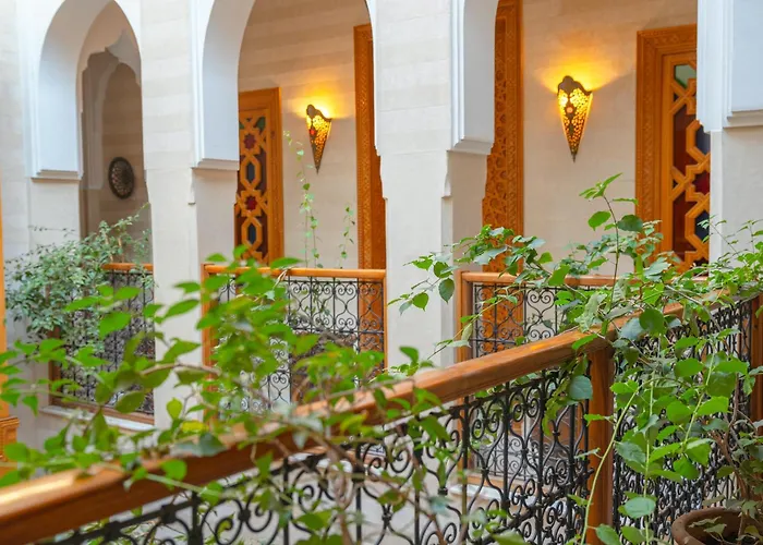 Hotel de 5 estrellas: Palais Tara & Spa