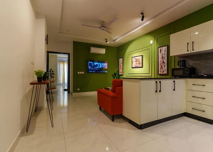 Zameen Opal Signature Executive One Bedroom Apartment- Lahore