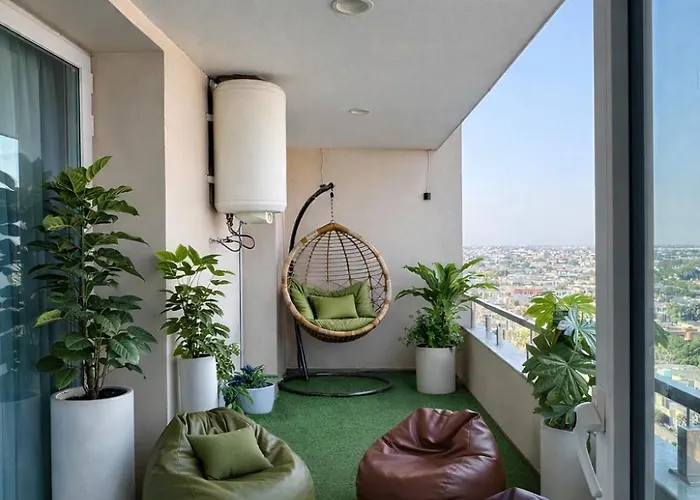 Gold Crest Luxury Hotel Serviced Apartments-Dha Phase 4 Lahore